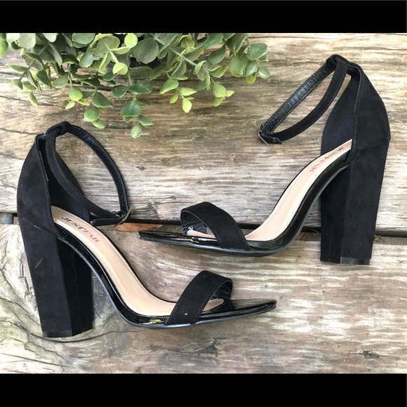 Black strappy block heel size 7 - Picture 2 of 7